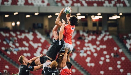 开云·体育官网APP下载-“黑哨”事件：裁判失误引发全民热议，黑哨是啥意思